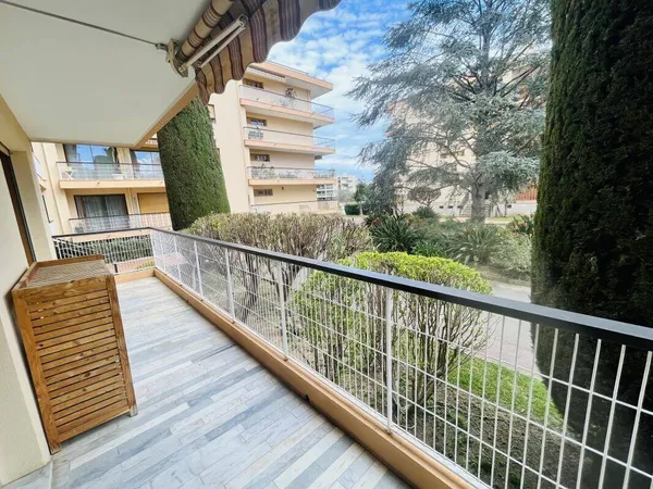 Appartement 3 pièces 79 m² 