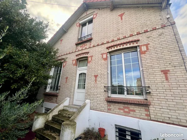 Pavillon 5 pièces 102 m² 