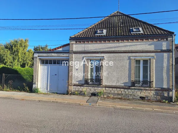 Maison à potentiel pour investisseur ou bricoleur 