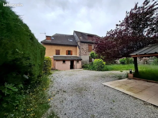 Maison 6 pièces 133 m² 