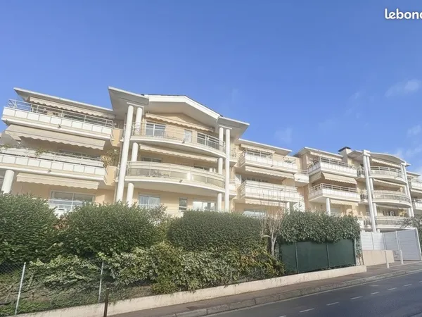 Appartement 3 pièces 65 m² 