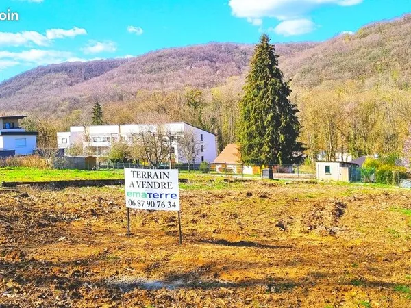 Terrain viabilisé 990m² à Ars-sur-Moselle 