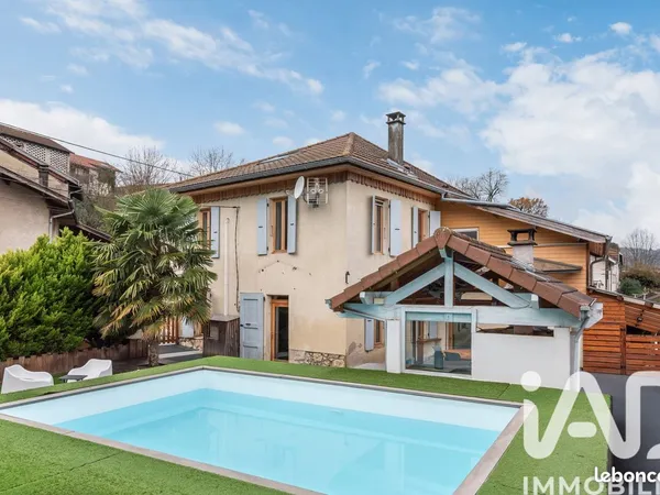 Maison 6 pièces 160 m² 