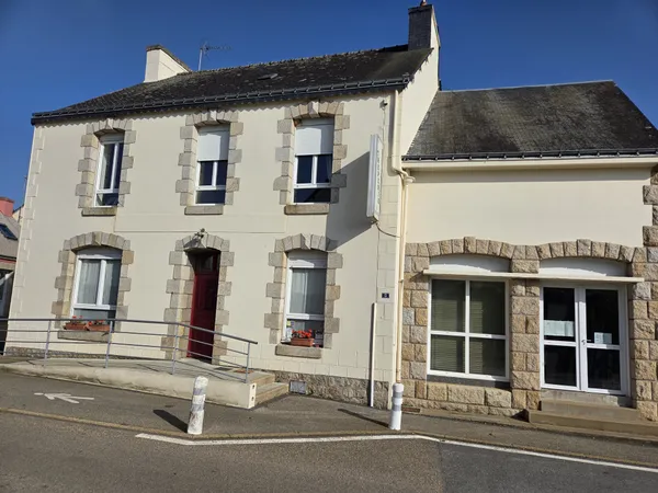 ENSEMBLE IMMOBILIER 3 LOGEMENTS A VENDRE NEULLIAC (56) BRETA 