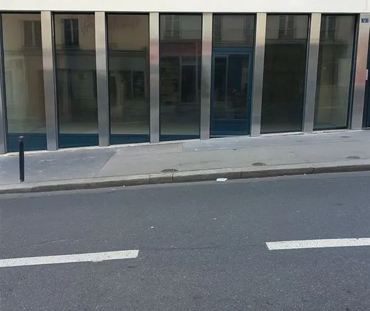 Boutique 58 m² PARIS 