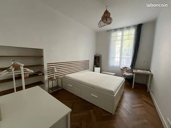 Chambre meublée pour étudiant