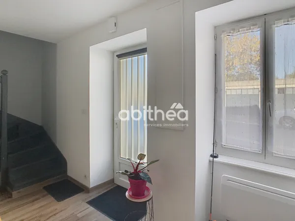 Ensemble Immobilier de 2 logements Gond pontouvre 