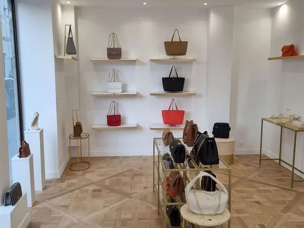 Boutique 126 m² PARIS 