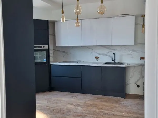 Appartement 3 pièces 81 m² 