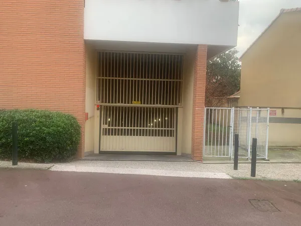 Parking 17 m² 