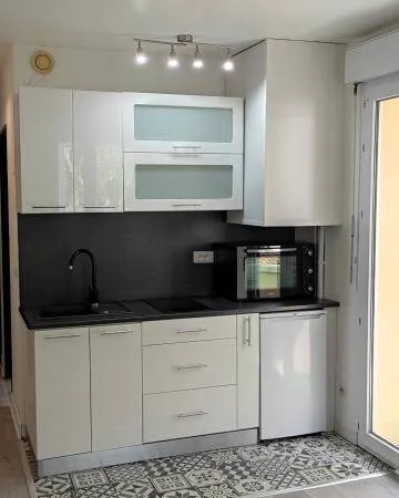 Studio 1 pièce 20 m² 