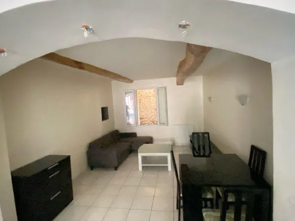 Maison de village - 2 chambres - cave - clim - Canet (34) 