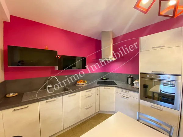 Maison 9 pièces 178 m² 