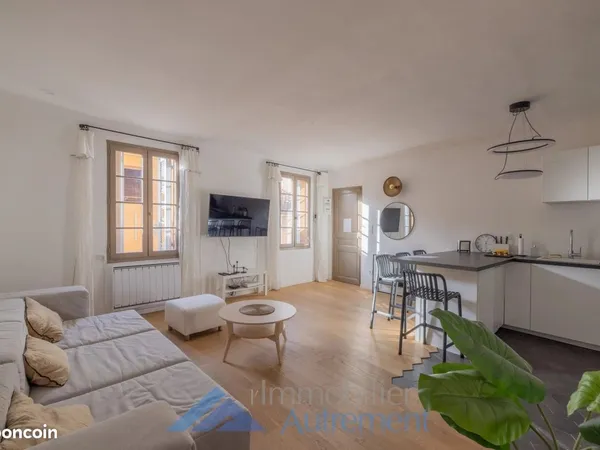Appartement 3 pièces 63 m² 
