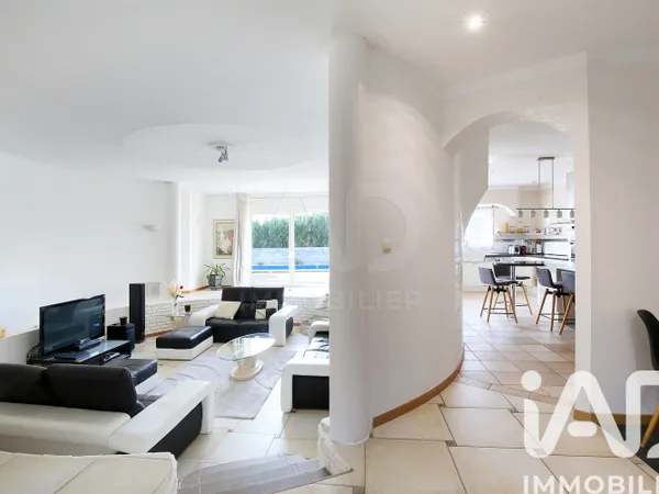 Maison 4 pièces 154 m² 