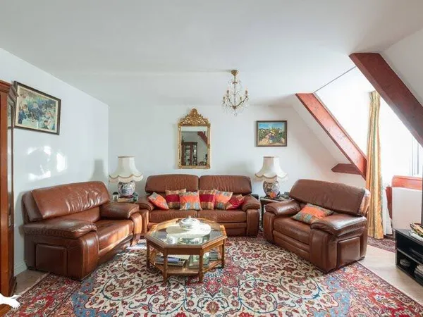 Duplex 6 pièces 90 m² 
