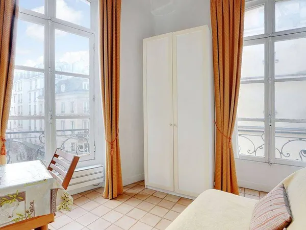 Appartement 1 pièce 13 m² 