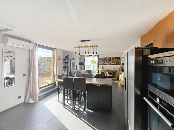 Appartement La Seyne Sur Mer de 3 pièces de 82 m² 