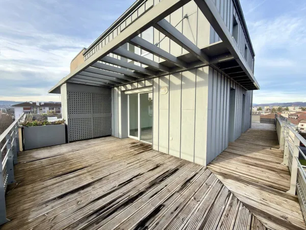 Duplex 5 pièces 128 m² 