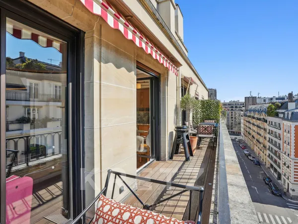 Appartement d'exception avec terrasse à deux pas du Trocadéro 