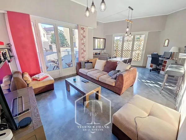 Appartement 4 pièces 77 m² 