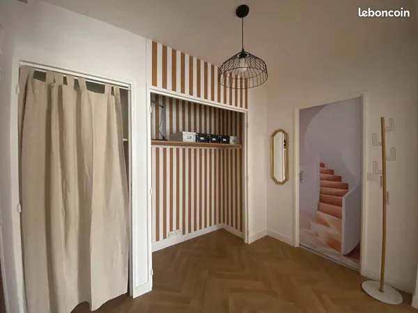 Studio 1 pièce 34 m² 