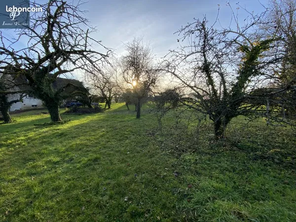Terrain 702 m² Fénay 