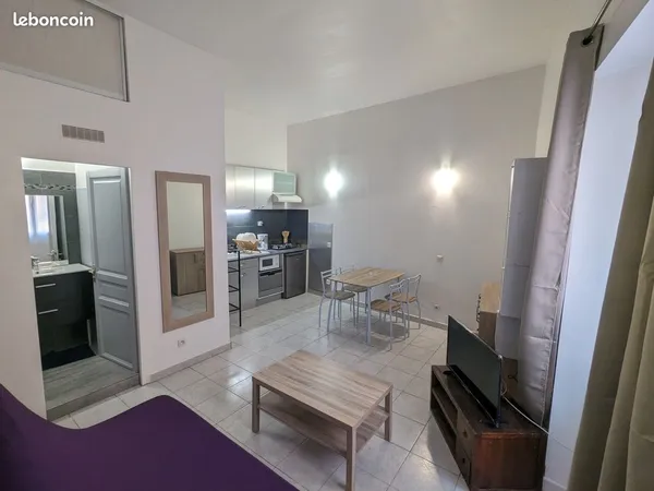 Location studio vieille ville 