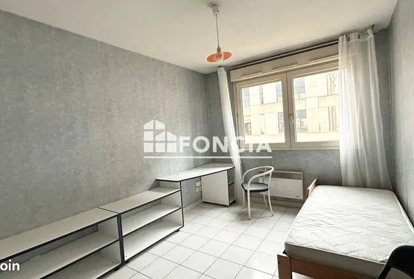 Studio 1 pièce 20 m² 