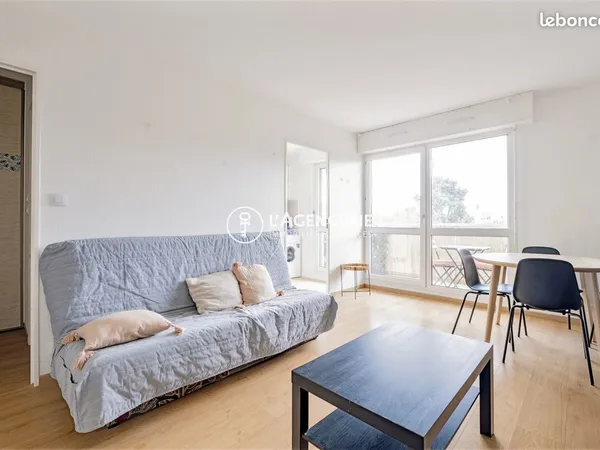 Studio 1 pièce 31 m² 