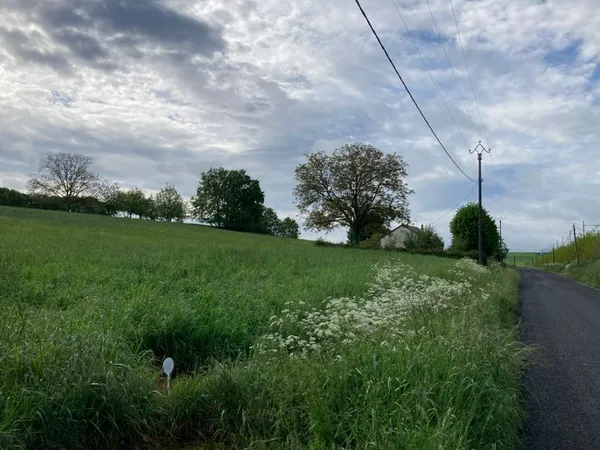 Terrain constructible 820 m² 