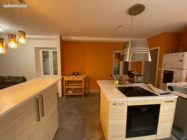 Appartement 3 pièces 143 m² 