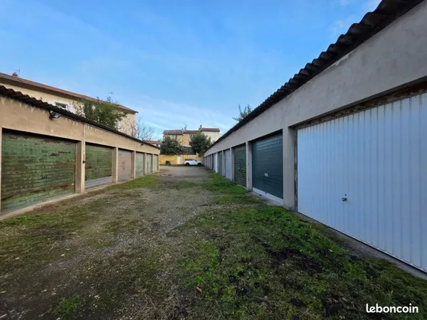 Garage/box 1 m² Givors 