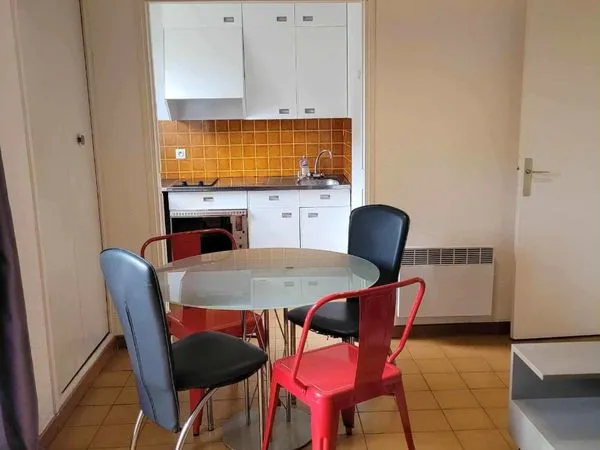 Appartement type 1 meublé 