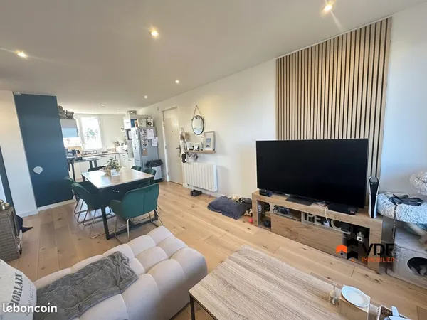 Appartement 3 pièces 53 m² 