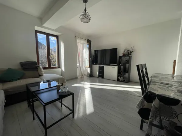 Appartement 2 pièces 55 m² 