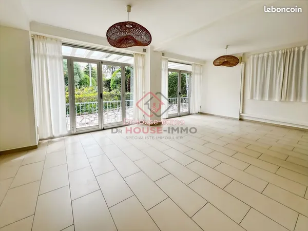 Appartement 3 pièces 77 m² 