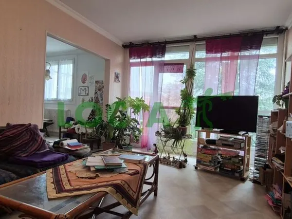 Appartement 4 pièces 74 m² 