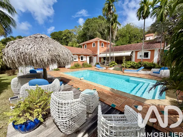 Maison 5 pièces 138 m² 