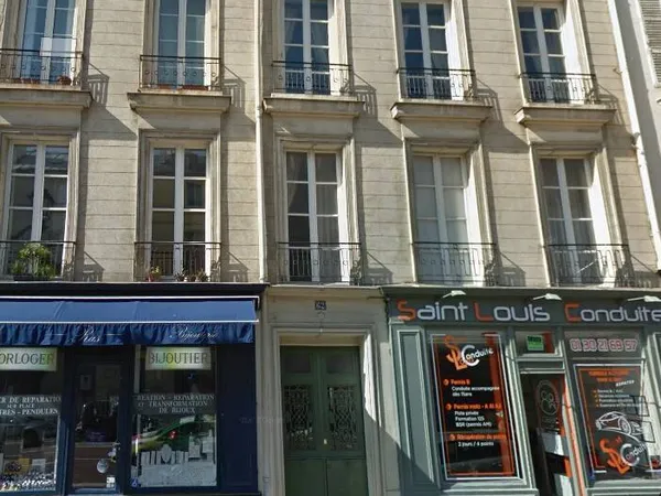Studio 1 pièce 12 m² 