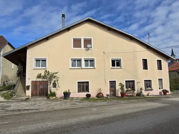 Maison à rénover 10 pièces 