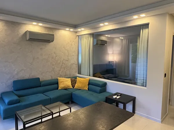 CENTRE VILLE MENTON - APPARTEMENT MODERNE T3/4 - RARE 