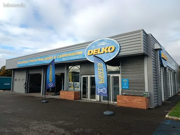Local commercial 380 m² 