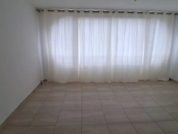 T2 + terrasse de 16 m2 