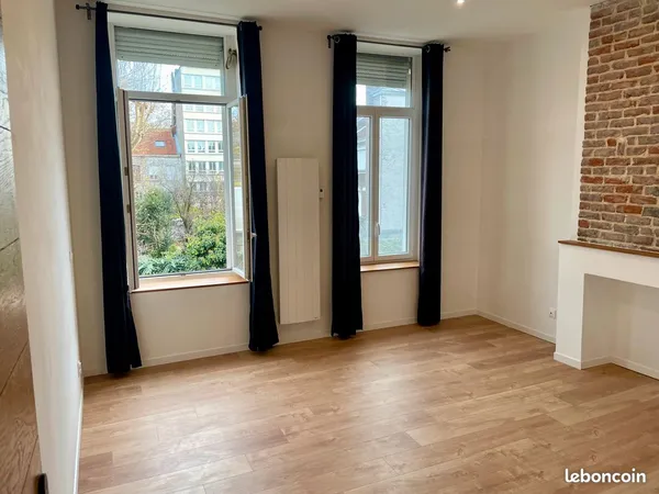 Appartement 70 m² - Rénové - Centre Lille (Préfecture / Beaux-Arts) - 2e étage 