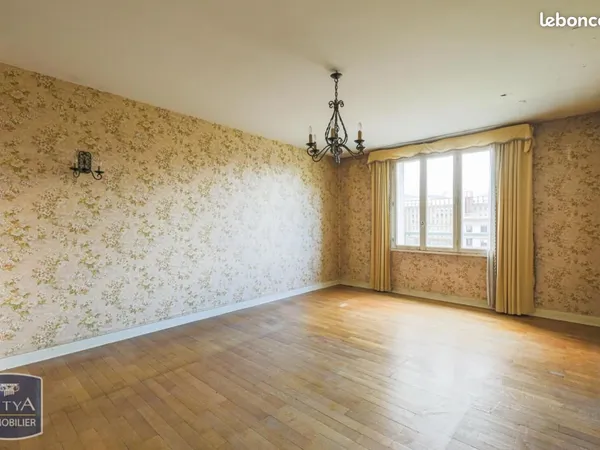 Appartement 3 pièces 84 m² 