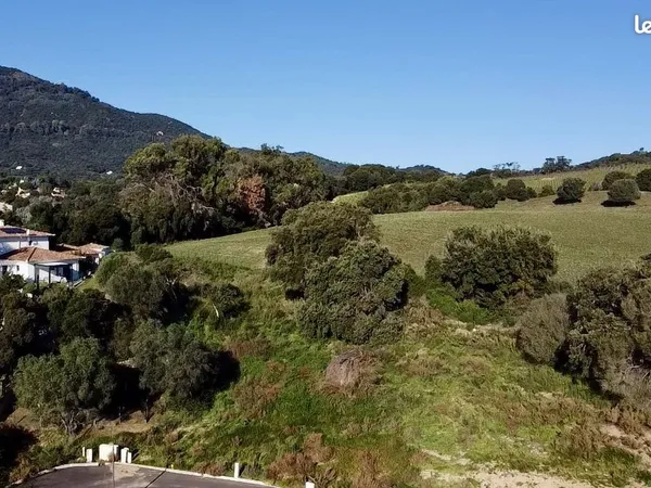 Terrain 1022 m² Ajaccio 