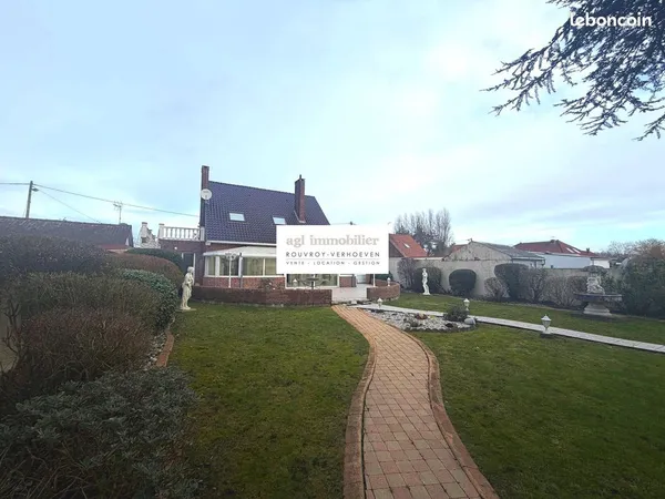 Maison 5 pièces 174 m² 