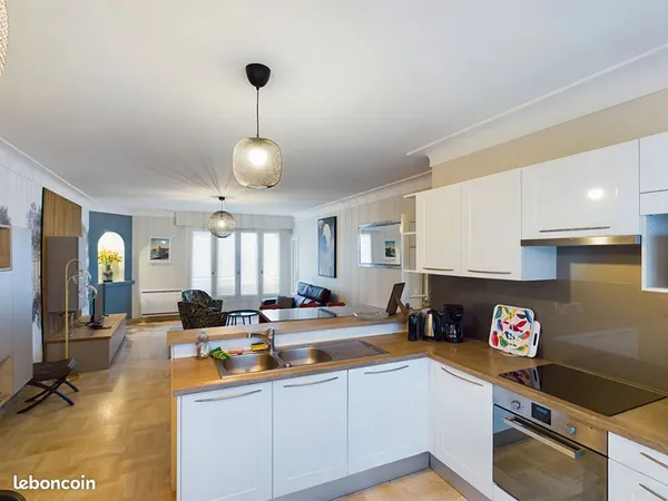 Appartement 4 pièces 95 m² 