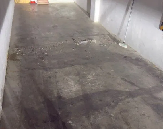 IMMÉDIATEMENT - 28m2 double box fermé parking / stockage 